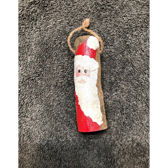 Rustic Sleigh full of Christmas ornaments - Picture 9 of 10